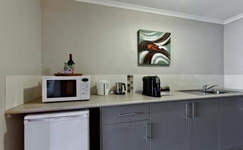 Hume Country Motor Inn - 14