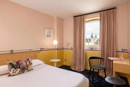 L'Hôtel - 94