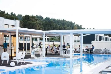 Crystal villas & suites - 5