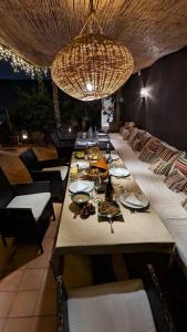 Riad Timila - 55