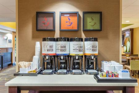 Hampton Inn - 43