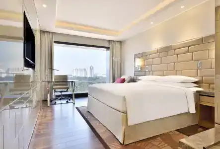 Courtyard by Marriott Bengaluru Hebbal - 4