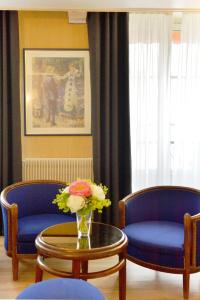 Suites Unic Renoir Saint-Germain - 1