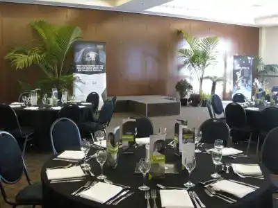 Distinction & Conference Centre - 26