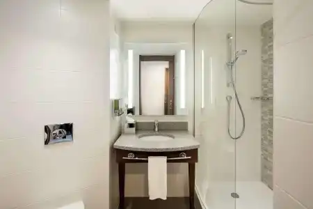 Hampton By Hilton Belfast City Centre - 9
