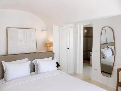 Cocoon Suites - 134