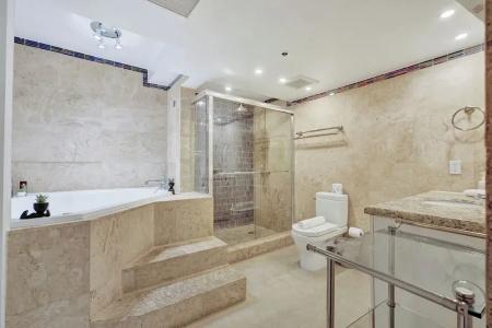 The Alexander All Suites - 447