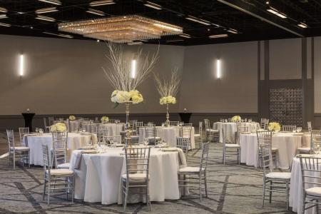 Hyatt Regency Houston - 27
