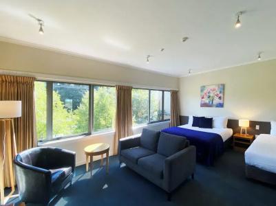 Saxton Lodge - 70