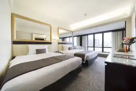Regal Oriental - 2
