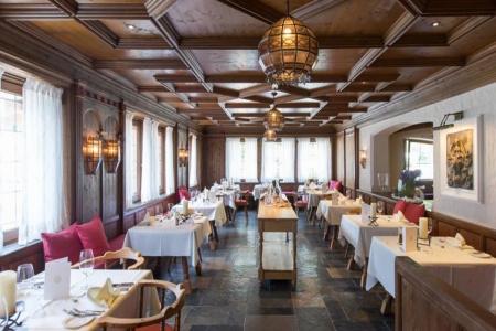 ElisabethPremium Private Retreat- Adults only - 25