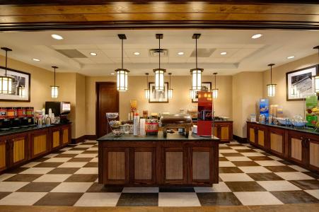 Hampton Inn & Suites - 22