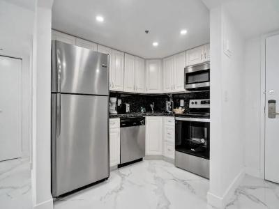 The Alexander All Suites - 253