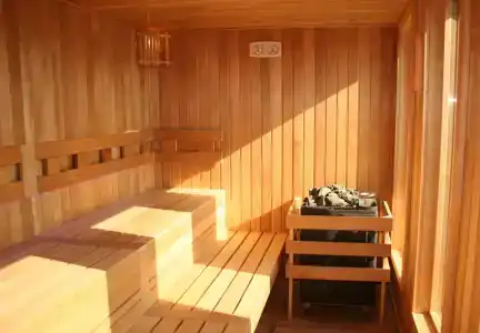 Holiday Beach Budapest Wellness with Sauna Park - 8