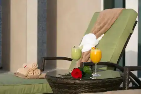 Ivory Inn - 9