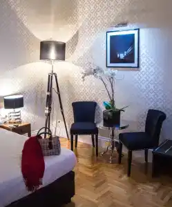 Minerva Relais - 61