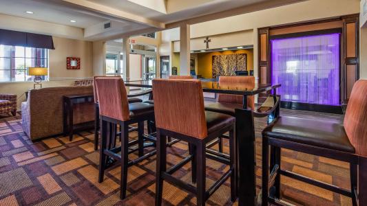Best Western Plus Windsor Inn - 14