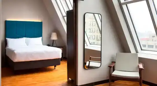 Four Points by Sheraton Manhattan SoHo Village - 50