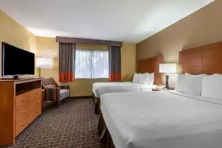 Best Western Plus Thunderbird Suites - 95