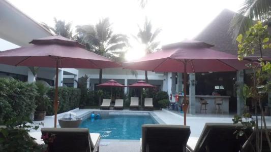 Lotus Bleu Resort & Restaurant - 79
