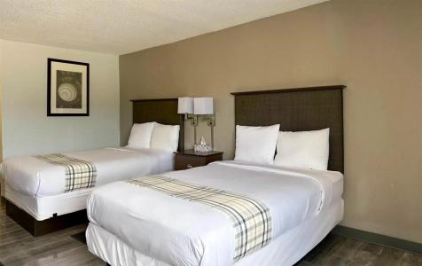 Rodeway Inn Airport - 3
