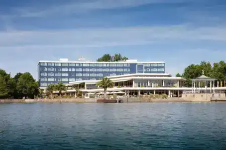 Courtyard by Marriott Hannover Maschsee - 36