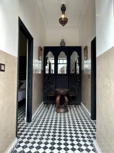 Riad Ta'achchaqa - 74