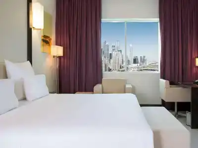 Pullman Dubai Jumeirah Lakes Towers - 39