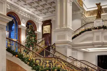 Lotte New York Palace - 0