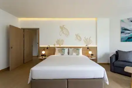 Phuket Emerald Beach - 4