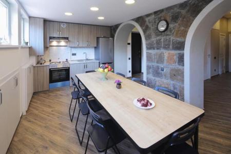 Highland Hostel - 10