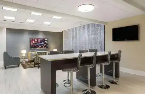 Best Western New Orleans East - 11