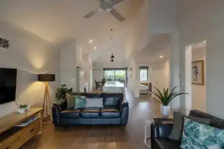 Outrigger Bay - 85