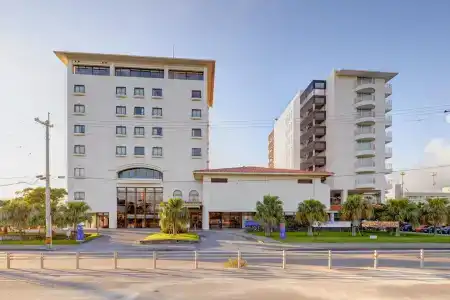 Yugaf Inn Okinawa - 0