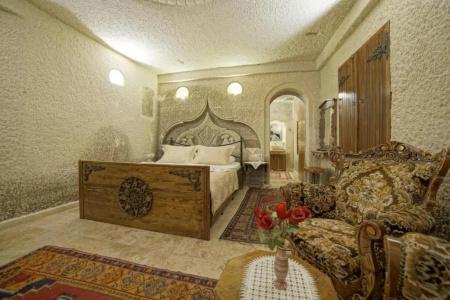 Safran Cave - 123