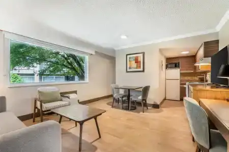 Best Western Plus - 40
