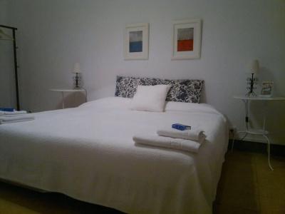 Ally's Bed&Breakfast, - 5