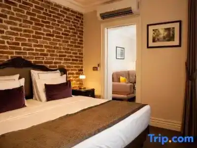 Meroddi Pera Flats - 71
