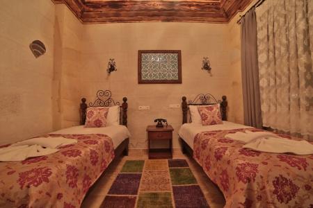 Caravanserai Inn - 7