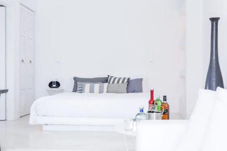 Ostraco Suites - 100