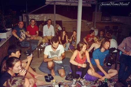 Second Home Hostel - 18