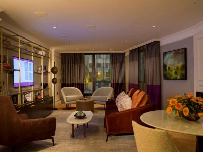 The Guardsman - Preferreds and Resorts - 3