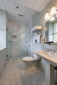 Nicollet Island Inn - 49