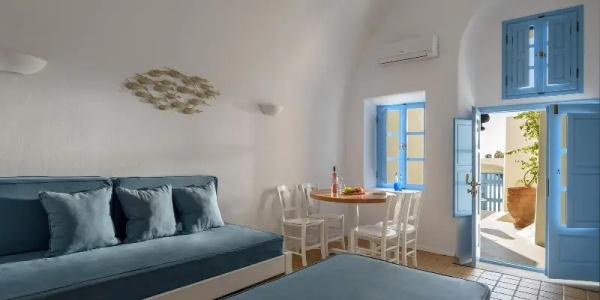Pantelia Suites - 41