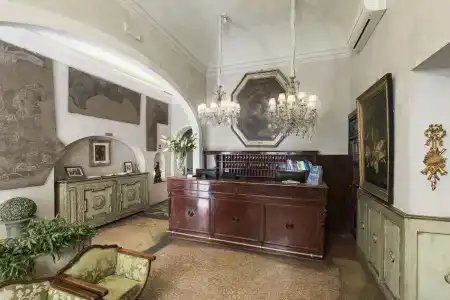 Palazzo dal Borgo - 1