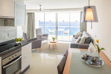 Pearly Grey Ocean Club & Suites - 29