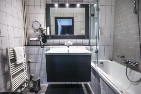 Haarhuis - 53