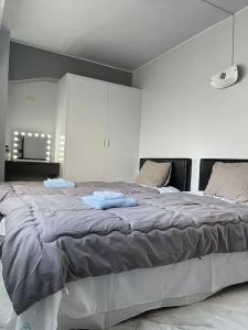 Sea View Court - 92