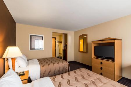 Quality Inn - 15