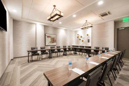 Hampton Inn & Suites Miami Wynwood Design District, Fl - 16